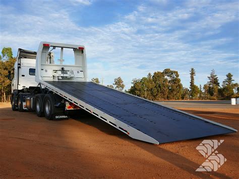 Factors to Consider When Buying a Used Mafic Tilt Trailer